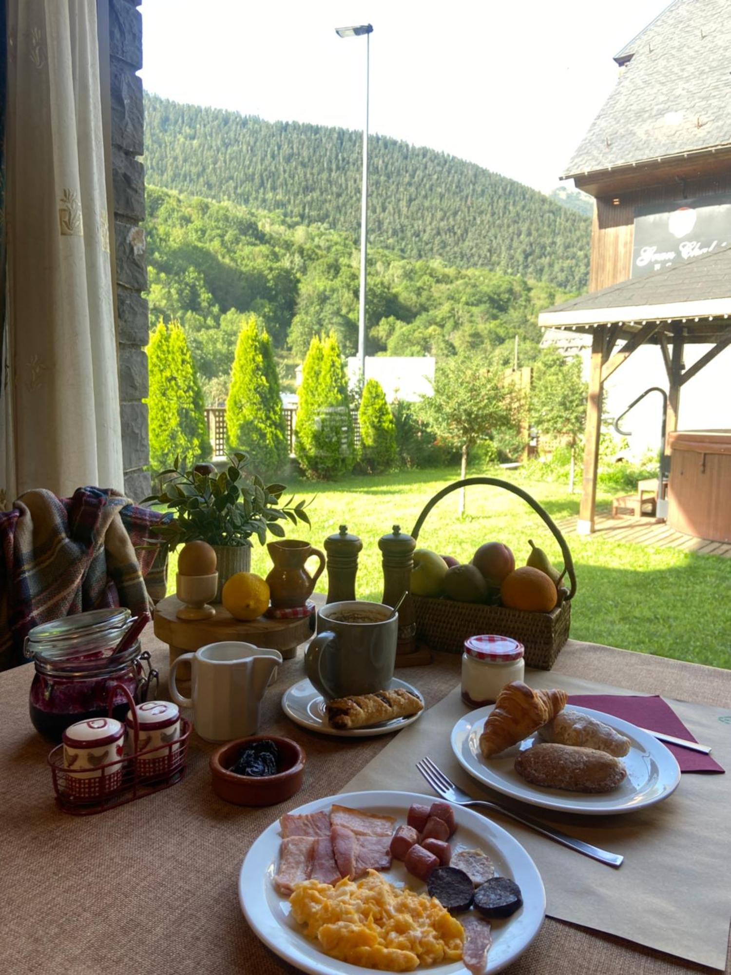 Gran Chalet Hotel & Petit Spa Vielha Kültér fotó