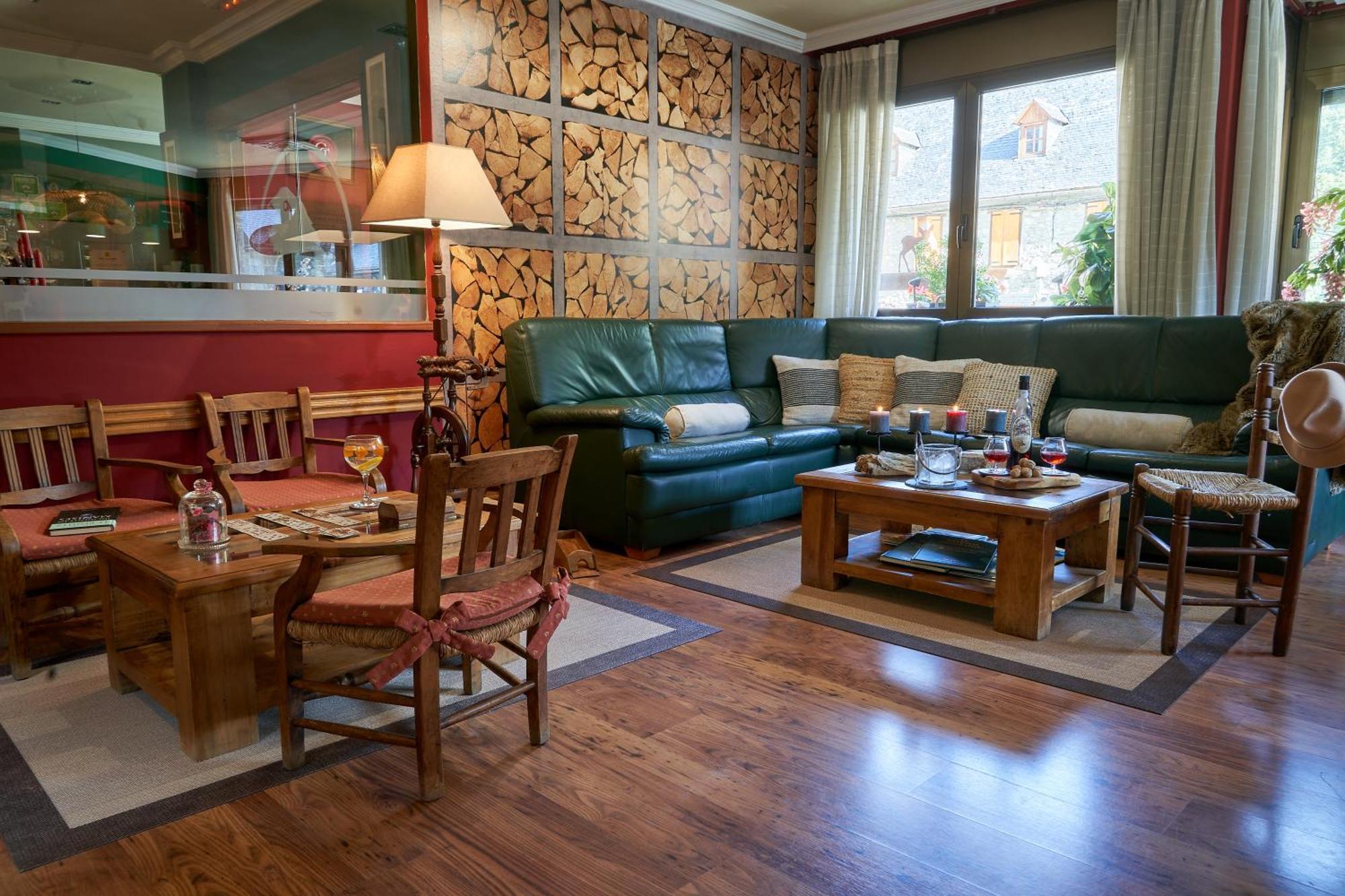 Gran Chalet Hotel & Petit Spa Vielha Kültér fotó